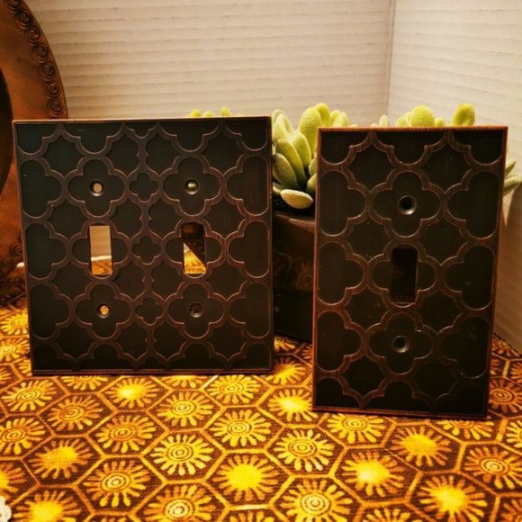 Trio of Embossed Allen and Roth Cast Bronze Light Switch Plates Covers - Picture 6 of 11